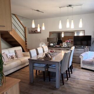  Appartement à louer 3 pièces 63 m²