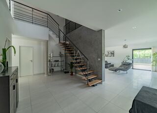  Maison � vendre 5 pi�ces 290 m�