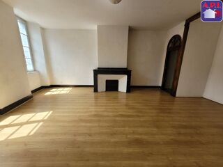  Appartement à louer 3 pièces 107 m²