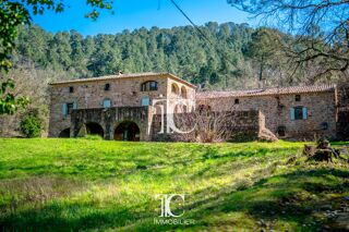  Villa � vendre 9 pi�ces 289 m�