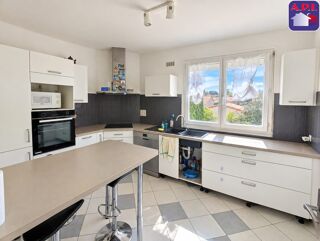 Maison à vendre 6 pièces 205 m²
