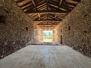  Maison � vendre 4 pi�ces 271 m�