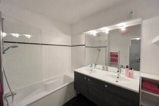  Appartement � vendre 4 pi�ces 80 m�