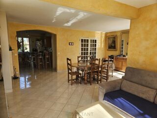  Maison à vendre 8 pièces 196 m²