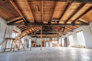  Villa � vendre 2 pi�ces 610 m�