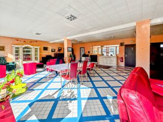  Immeuble � vendre 15 + pi�ces 1000 m�