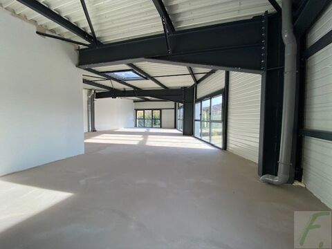 Locaux d'activit&eacute; 556673 74330 Sillingy