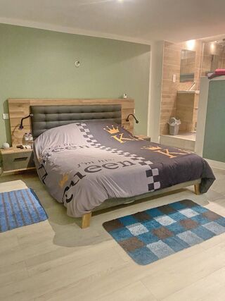  Appartement � vendre 4 pi�ces 155 m�