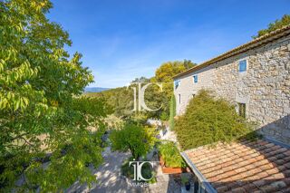  Villa à vendre 8 pièces 238 m²