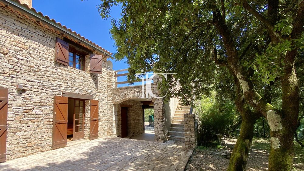 Maison en pierre