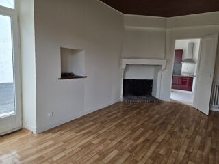  Maison 7 pi�ces 128 m� Civray