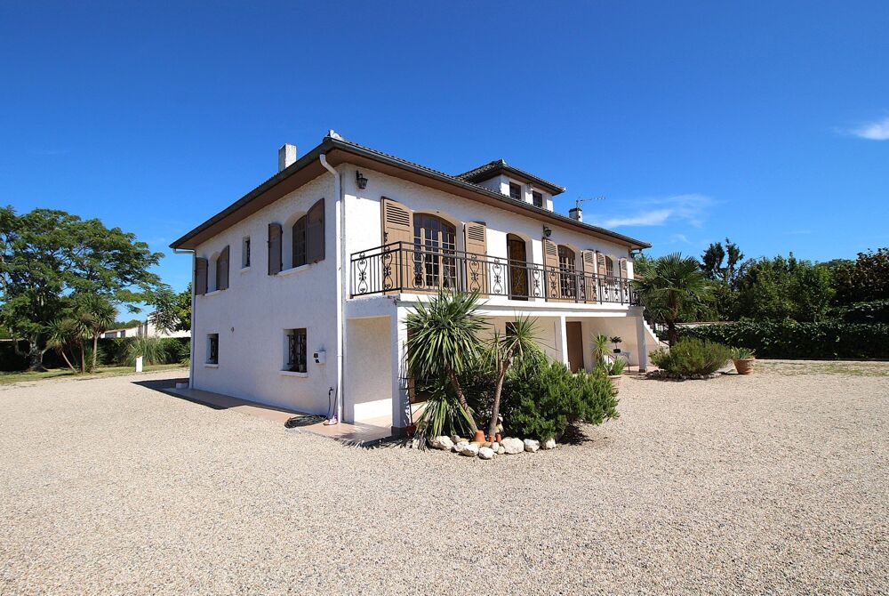 Vente Maison Maison et dépendances Castelsarrasin