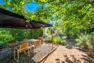  Villa � vendre 9 pi�ces 273 m�