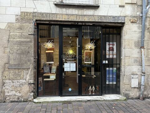 Local commercial 770 37000 Les mathes