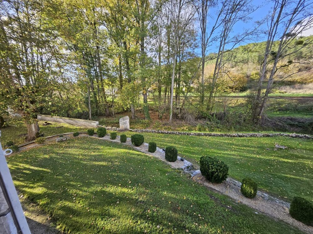 � vendre  Propri�t�/ch�teau P�rigueux (24000)