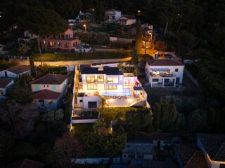  Maison � vendre 7 pi�ces 250 m�