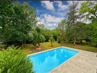  Maison � vendre 9 pi�ces 312 m�