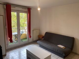  Appartement à louer 1 pièce 19 m²