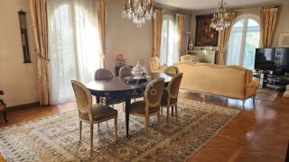  Maison à vendre 8 pièces 230 m²