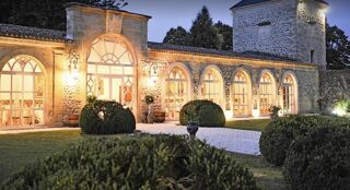  Propriété/château à vendre 15 + pièces 2000 m²