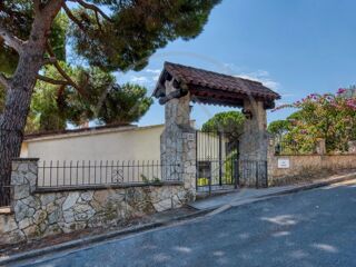  Maison � vendre 8 pi�ces 483 m� Calonge