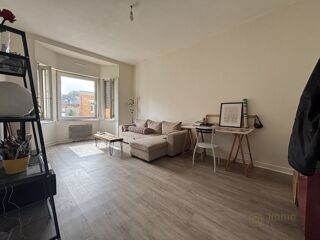 Appartement à louer 2 pièces 50 m²