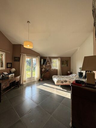  Maison à vendre 9 pièces 229 m²
