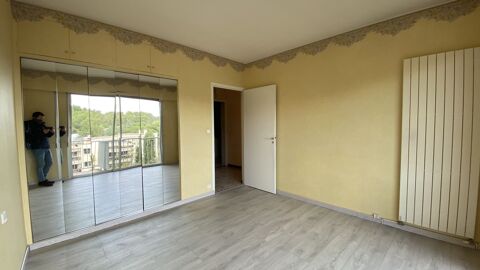  Appartement � louer 3 pi�ces 89 m�