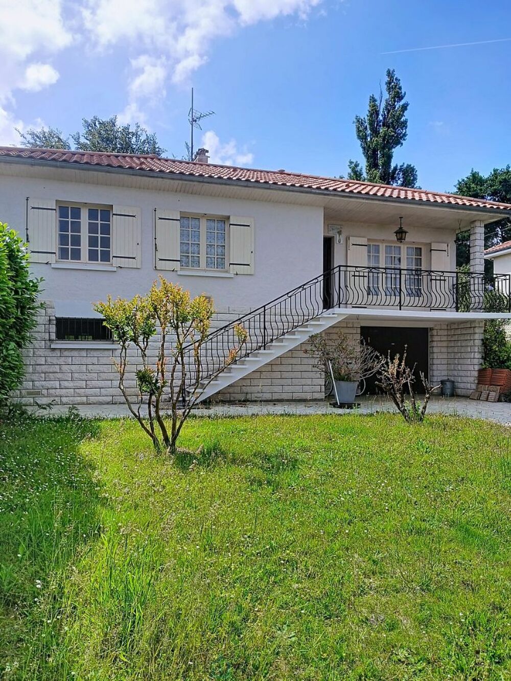 Maison 6 pièces 98 m² · à Riberac · 98 m² · 165 000 €
