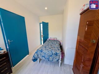  Villa  vendre 11 pices 240 m