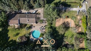  Villa à vendre 9 pièces 240 m²
