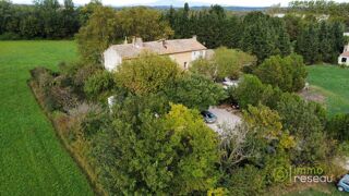  Villa à vendre 15 + pièces 401 m²
