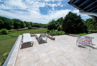  Villa  vendre 6 pices 180 m