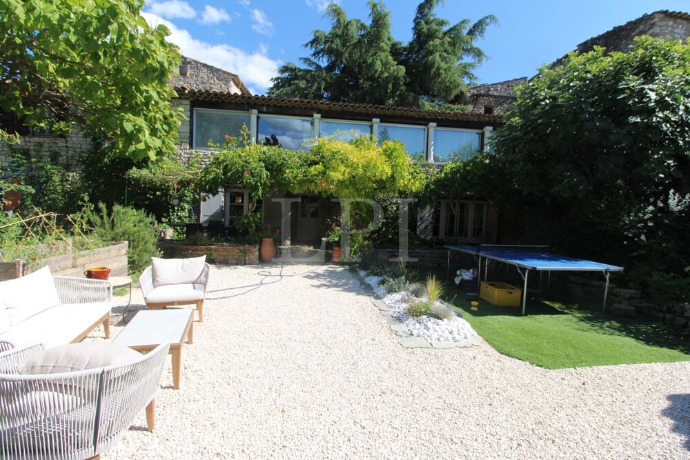 � vendre  Maison Saint-Martin-de-Castillon (84750)