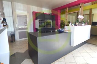  Maison � vendre 6 pi�ces 200 m�