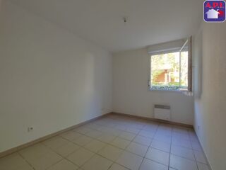  Appartement à louer 3 pièces 60 m²