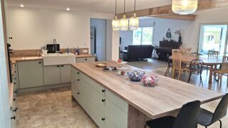  Maison � vendre 9 pi�ces 205 m�