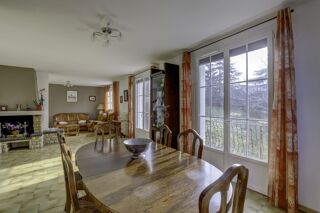  Maison à vendre 8 pièces 220 m²
