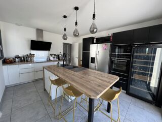  Maison  vendre 6 pices 138 m