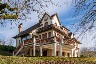  Maison � vendre 9 pi�ces 260 m�