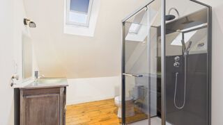  Maison � vendre 10 pi�ces 240 m�