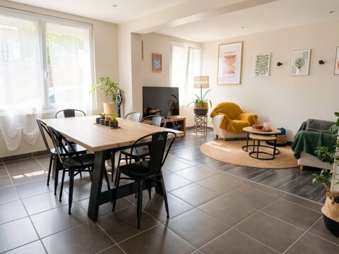   Maison Maison - 5 pi�ce(s) - 106 m�