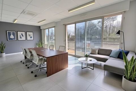   Bureau 