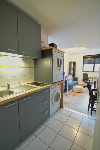  Appartement à louer 2 pièces 30 m²