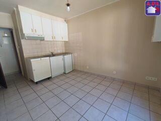  Appartement à louer 2 pièces 27 m²