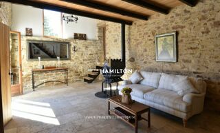  Maison � vendre 9 pi�ces 245 m�