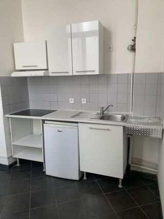  Appartement à louer 3 pièces 76 m²