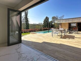  Maison � vendre 9 pi�ces 500 m�