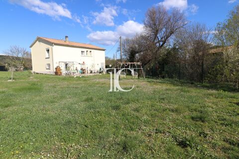   Maison Maison - 8 pi�ce(s) - 160 m�