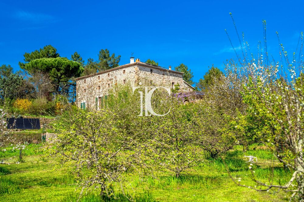  vendre  Villa Banne (07460)